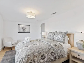 @ Marbella Lane - 3BR W/sweeping Views of Bay Area