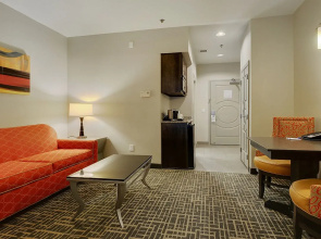 Holiday Inn Express & Suites Gonzales by IHG