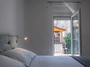 Go2Zagreb Chick Apartment