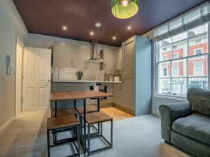 Host Stay Foley House Apartment