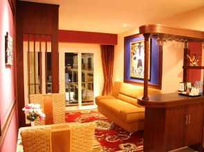 Rita Resort and Residence