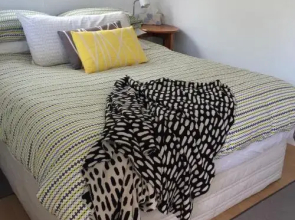 36 Steps to the Beach