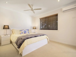 Minutes Walk to Peregian Beach and Surf! - Unit 1/28 Pelican Street