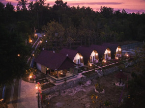 Sebrang Hills Bungalow