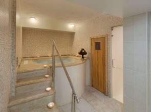 Ramada Resort by Wyndham Dead Sea