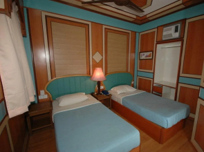 Shari-La Island Resort