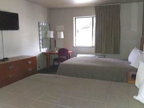 Heritage Place & Suites