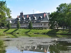 Zespół Hotelowo-Pałacowy Pałac Biesa