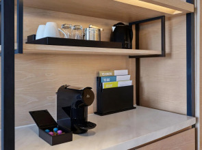 Four Points by Sheraton Phuket Patong Beach Resort