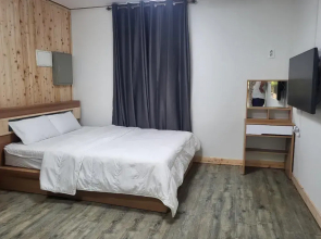Gapyeong Topclouds Pet&spa Pension
