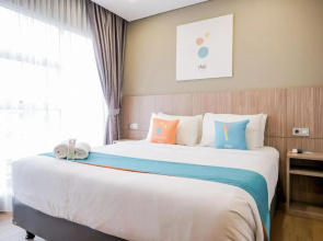 RedDoorz Premium near CBD Puri Indah