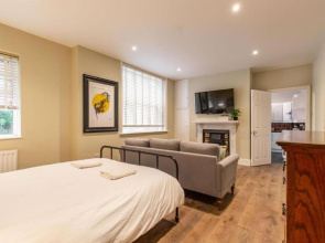 Apartment 1 Beverley House