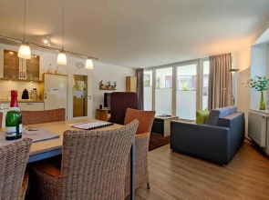 Ferienwohnung-303-Hohe-Lith-ganz-nah-am-Meer-inkl-Strandkorb