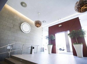 Port Fiesta Park Hotel