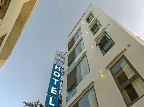 Lyn's Hotel & Apartment