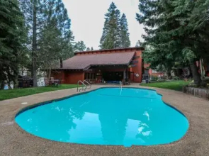 Mammoth West #106 Condo