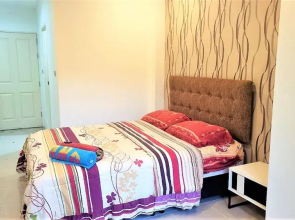 Bang Saray - Lake & Pool Views