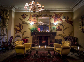 The Walton Hotel