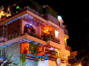 Hotel Pearl Palace
