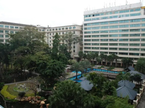 Dong Fang Hotel Guangzhou