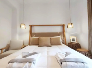 Amarienitas Suites
