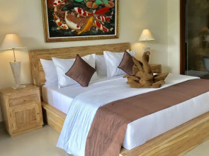 Ubud Paras Villa