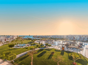 SUNRISE Crystal Bay Resort