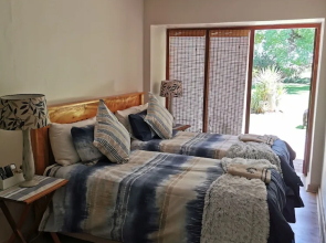 Cozy Triple Room With King Sized bed and Single Bed, Near Bloemfontein