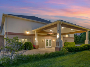 Best Western Teal Lake Inn
