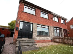 3 bed house in suburbs of Belfast