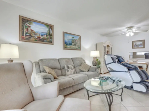9 Mi to Pompano Beach: Condo w/ Resort Perks!