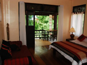 Maison De Sukhothai