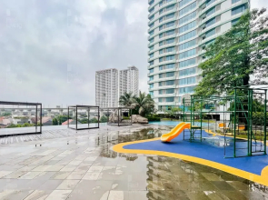 RedLiving Apartemen Grand Kamala Lagoon - Aoklah Property Tower Barclay North