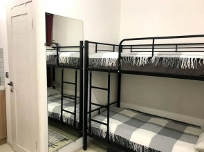 Апартаменты в центре на ул. Пологой, 17