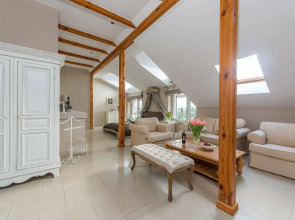 Riviera Resort Modlin Airport