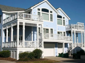 Green Grass & High Tides - 8 Br Home