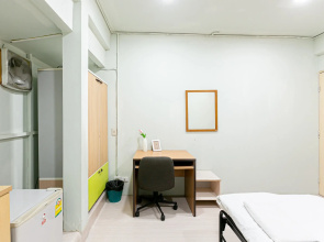 Freesia Saladaeng Silom Apartments