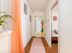 Beautiful Home in Divsici With Wifi and 4 Bedrooms