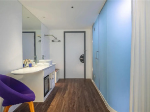 Tru by Hilton Nam Dinh City Centre