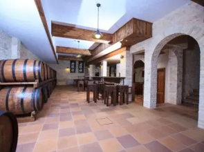 Rozhena Hotel