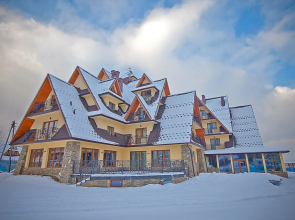 Helan Family & Garden