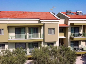 Estelle Family Luxury Apartments & Suites