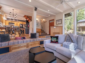 3BR Home in Alpine Meadows for 8