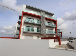 Surf and Stones Apartment