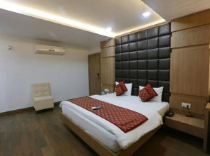Hotel Pride Inn