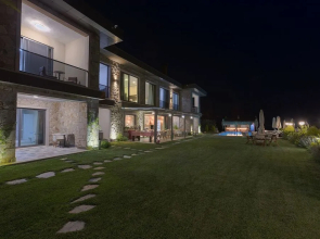 Ida House Assos