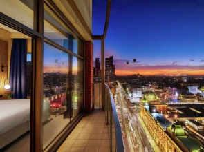 DoubleTree by Hilton Hotel Melbourne - Flinders Street