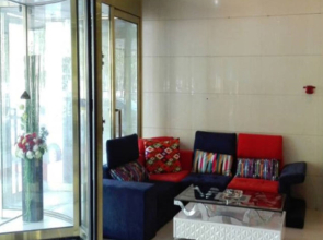 7 Days Inn Dongsheng Train Station Branch