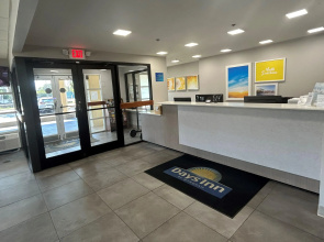 Days Inn by Wyndham Atlanta Stone Mountain