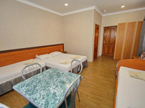 Отель на море Парус